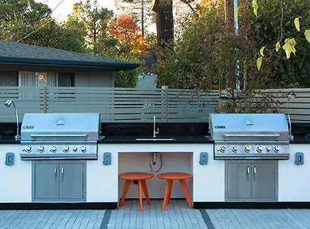 Oakwood At Madrone Apartmán